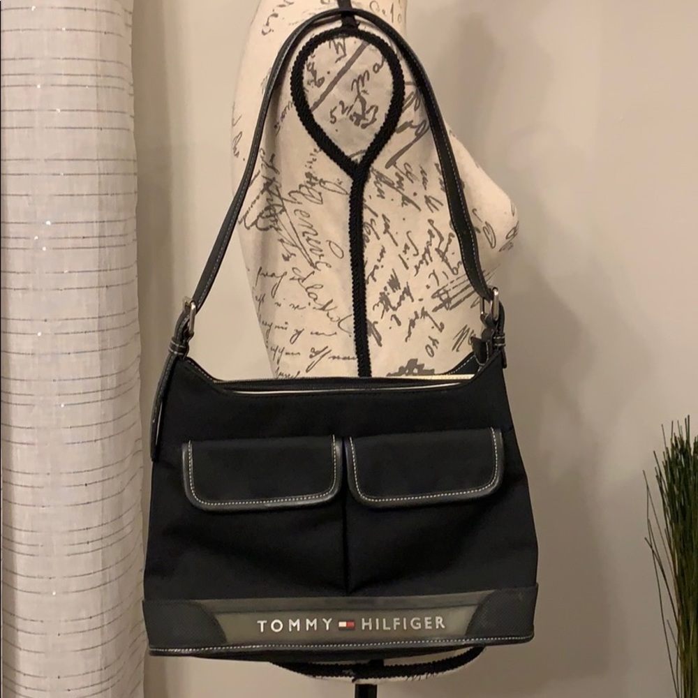 Tommy Hilfiger Hand Bag